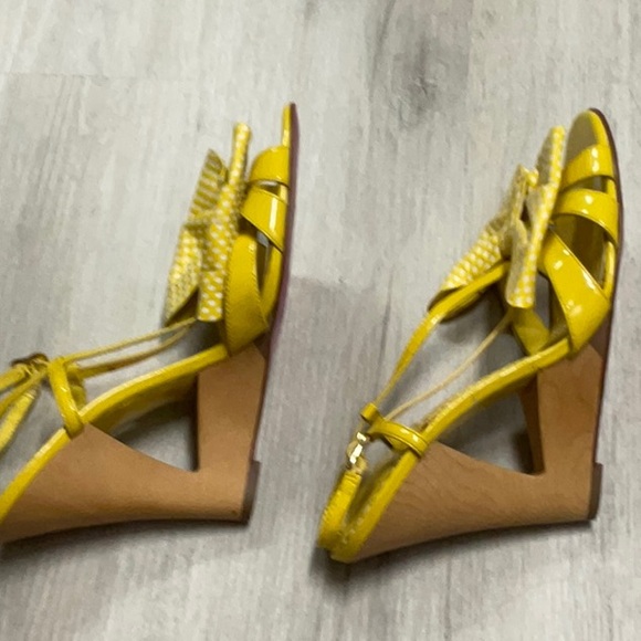 Betsey Johnson - Picture 3 of 3